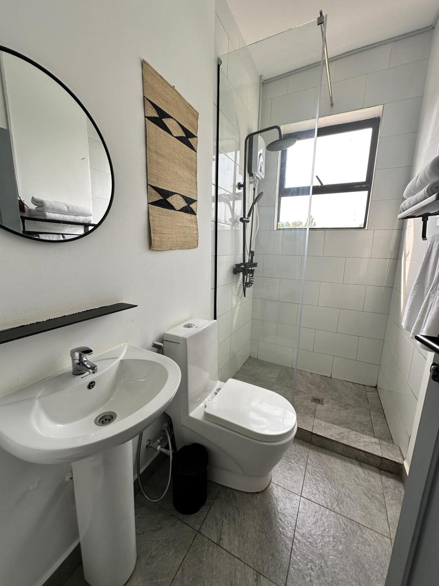 Coalescence Hotel Rwanda คิกาลี ภายนอก รูปภาพ
